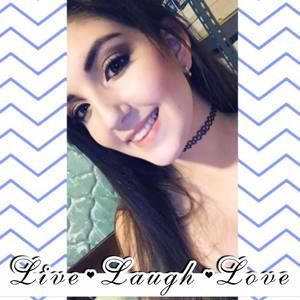 Meet your Posher, Cari